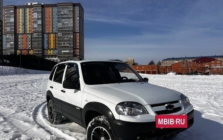 Chevrolet Niva I рестайлинг, 2013 год, 555 000 рублей, 4 фотография