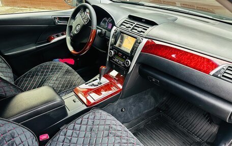 Toyota Camry, 2012 год, 1 998 000 рублей, 39 фотография