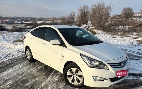 Hyundai Solaris II рестайлинг, 2015 год, 1 050 000 рублей, 9 фотография