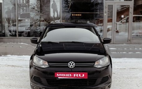 Volkswagen Polo VI (EU Market), 2011 год, 775 000 рублей, 2 фотография