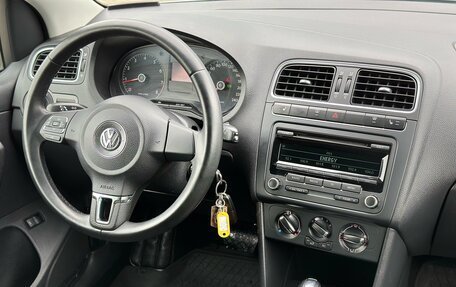 Volkswagen Polo VI (EU Market), 2012 год, 950 000 рублей, 20 фотография