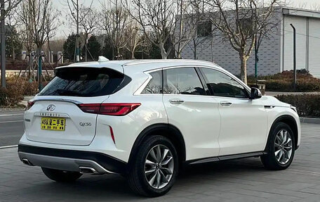 Infiniti QX50 II, 2021 год, 2 350 000 рублей, 4 фотография