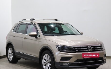 Volkswagen Tiguan II, 2019 год, 2 950 000 рублей, 3 фотография