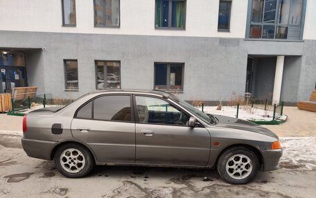 Mitsubishi Lancer VII, 2000 год, 300 000 рублей, 2 фотография