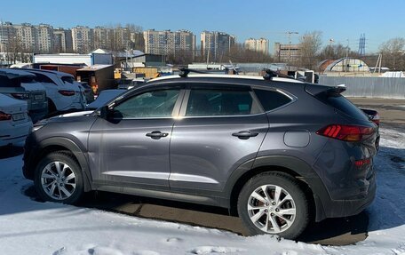 Hyundai Tucson III, 2018 год, 1 000 000 рублей, 3 фотография