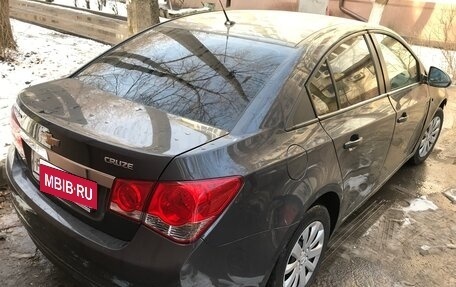 Chevrolet Cruze II, 2013 год, 900 000 рублей, 6 фотография