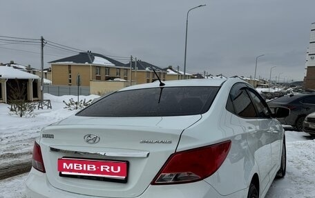 Hyundai Solaris II рестайлинг, 2015 год, 1 040 000 рублей, 4 фотография