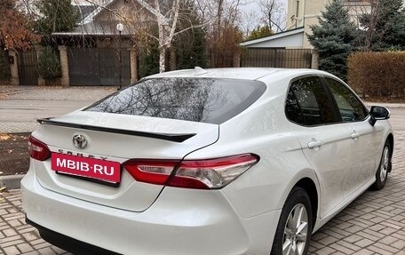 Toyota Camry, 2019 год, 1 970 000 рублей, 2 фотография