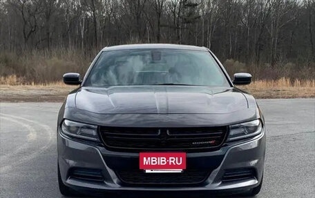 Dodge Charger, 2022 год, 4 680 000 рублей, 2 фотография