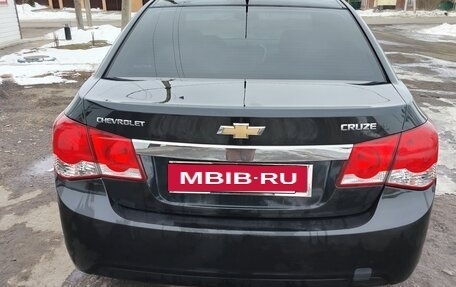 Chevrolet Cruze II, 2013 год, 770 000 рублей, 3 фотография