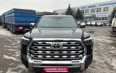 Toyota Tundra, 2022 год, 8 990 000 рублей, 8 фотография