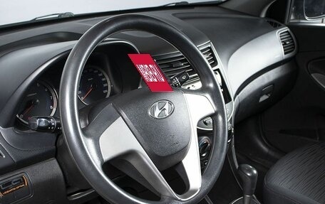 Hyundai Solaris II рестайлинг, 2014 год, 847 400 рублей, 4 фотография