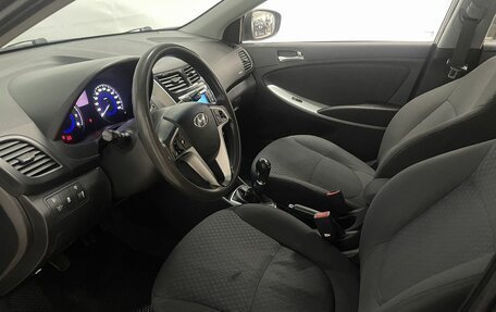 Hyundai Solaris II рестайлинг, 2012 год, 750 000 рублей, 13 фотография