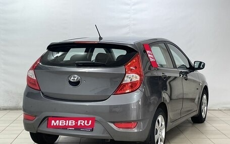 Hyundai Solaris II рестайлинг, 2012 год, 750 000 рублей, 5 фотография