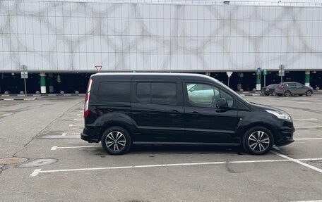 Ford Tourneo Connect II рестайлинг, 2018 год, 1 980 000 рублей, 5 фотография