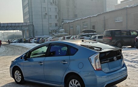 Toyota Prius, 2014 год, 1 270 000 рублей, 5 фотография