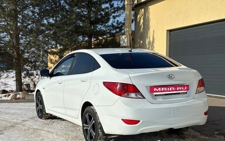 Hyundai Solaris II рестайлинг, 2013 год, 599 000 рублей, 3 фотография