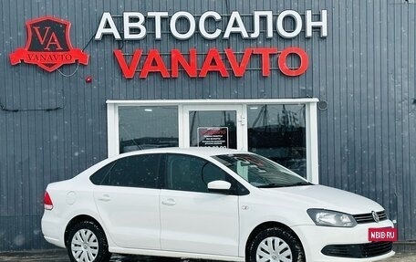 Volkswagen Polo VI (EU Market), 2012 год, 900 000 рублей, 3 фотография