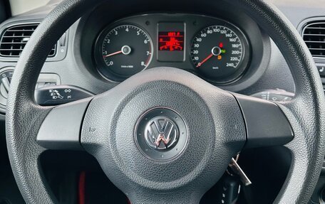 Volkswagen Polo VI (EU Market), 2012 год, 900 000 рублей, 21 фотография