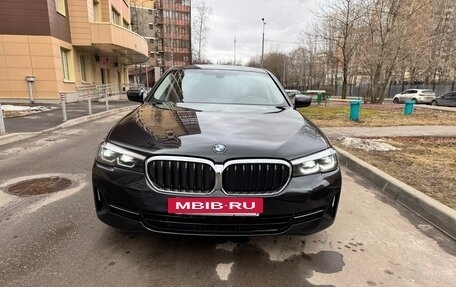 BMW 5 серия, 2020 год, 3 440 000 рублей, 2 фотография