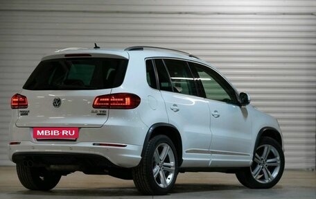 Volkswagen Tiguan I, 2016 год, 1 699 000 рублей, 2 фотография