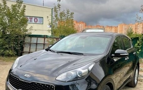 KIA Sportage IV рестайлинг, 2018 год, 1 700 000 рублей, 2 фотография