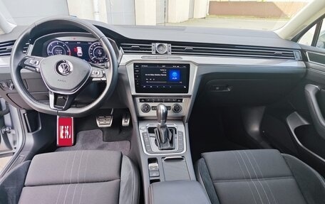 Volkswagen Passat B8 рестайлинг, 2019 год, 3 350 000 рублей, 10 фотография