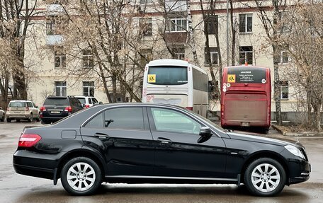 Mercedes-Benz E-Класс, 2011 год, 3 500 000 рублей, 8 фотография