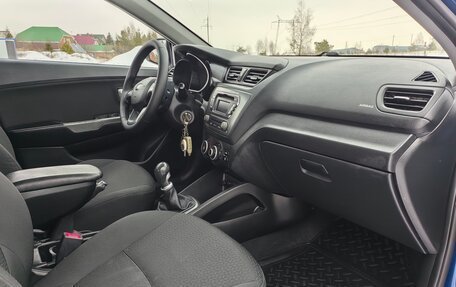 KIA Rio III рестайлинг, 2013 год, 789 000 рублей, 24 фотография