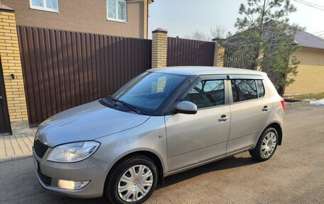 Skoda Fabia II, 2011 год, 820 000 рублей, 3 фотография