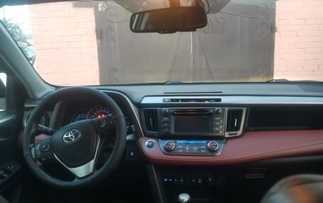 Toyota RAV4, 2013 год, 2 200 000 рублей, 10 фотография