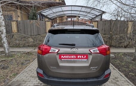 Toyota RAV4, 2013 год, 2 100 000 рублей, 2 фотография