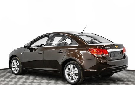 Chevrolet Cruze II, 2014 год, 965 000 рублей, 4 фотография