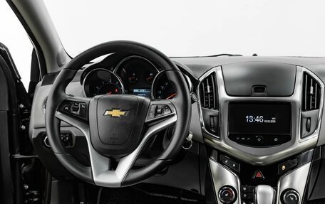 Chevrolet Cruze II, 2014 год, 965 000 рублей, 10 фотография