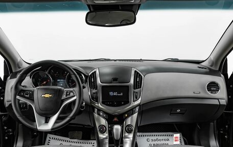 Chevrolet Cruze II, 2014 год, 965 000 рублей, 12 фотография