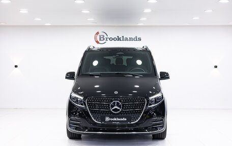 Mercedes-Benz V-Класс, 2024 год, 15 590 000 рублей, 2 фотография