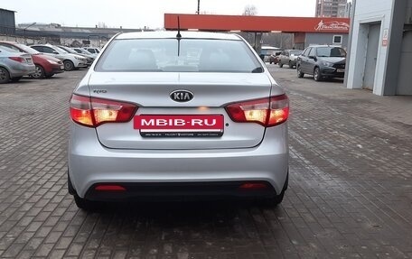 KIA Rio III рестайлинг, 2013 год, 680 000 рублей, 11 фотография