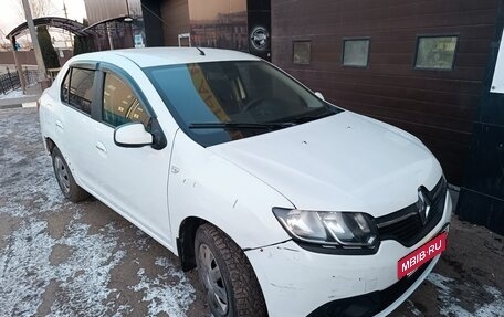 Renault Logan II, 2017 год, 450 000 рублей, 2 фотография