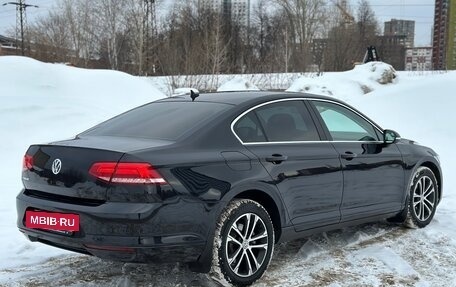 Volkswagen Passat B8 рестайлинг, 2018 год, 1 530 000 рублей, 7 фотография