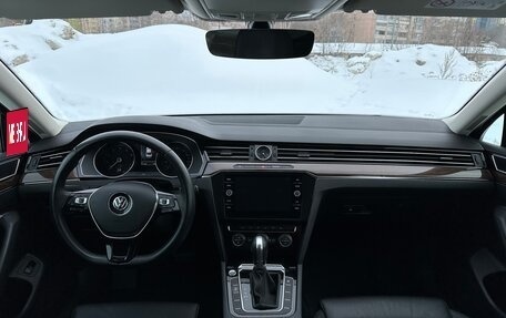 Volkswagen Passat B8 рестайлинг, 2018 год, 1 530 000 рублей, 17 фотография