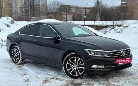 Volkswagen Passat B8 рестайлинг, 2018 год, 1 530 000 рублей, 3 фотография