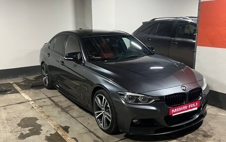 BMW 3 серия, 2018 год, 3 300 000 рублей, 21 фотография