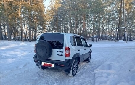 Chevrolet Niva I рестайлинг, 2016 год, 738 000 рублей, 10 фотография