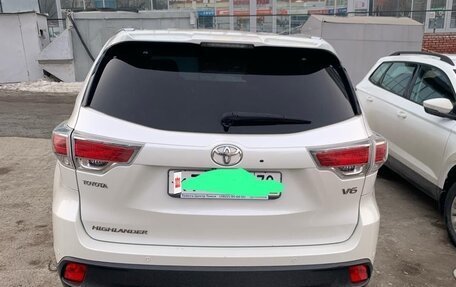 Toyota Highlander III, 2014 год, 3 200 000 рублей, 3 фотография