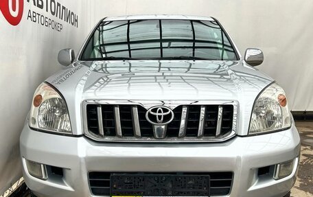 Toyota Land Cruiser Prado 120 рестайлинг, 2007 год, 2 190 000 рублей, 8 фотография