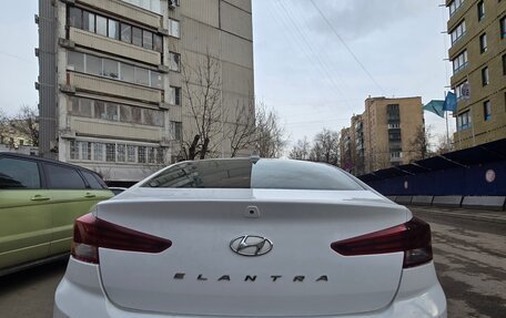 Hyundai Elantra VI рестайлинг, 2019 год, 1 150 000 рублей, 8 фотография