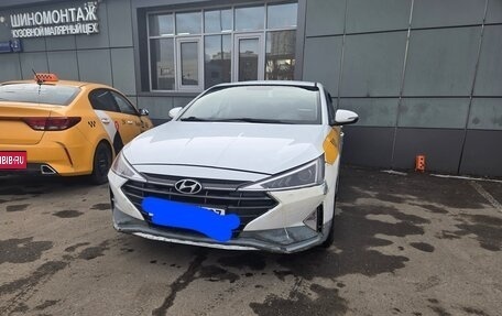 Hyundai Elantra VI рестайлинг, 2019 год, 1 150 000 рублей, 6 фотография