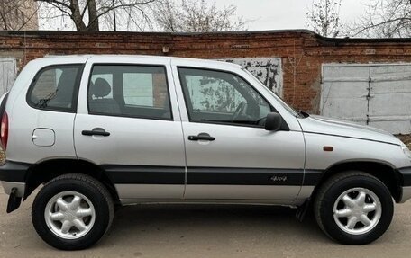 Chevrolet Niva I рестайлинг, 2004 год, 175 999 рублей, 7 фотография