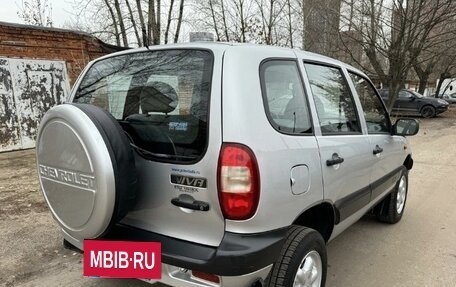 Chevrolet Niva I рестайлинг, 2004 год, 175 999 рублей, 4 фотография