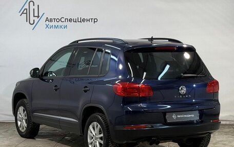 Volkswagen Tiguan I, 2011 год, 999 800 рублей, 14 фотография